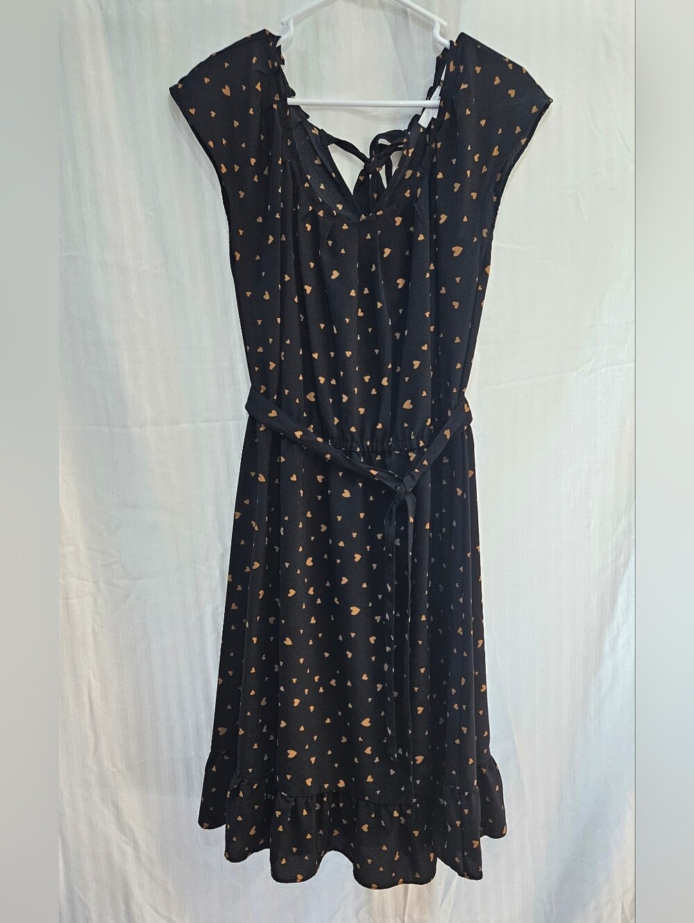 Lauren Conrad Dress - Black Gold Hearts Tie Belt Ruffle - Size L Large